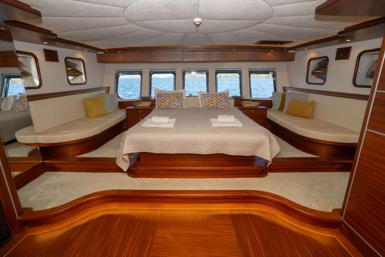 Yacht Photo