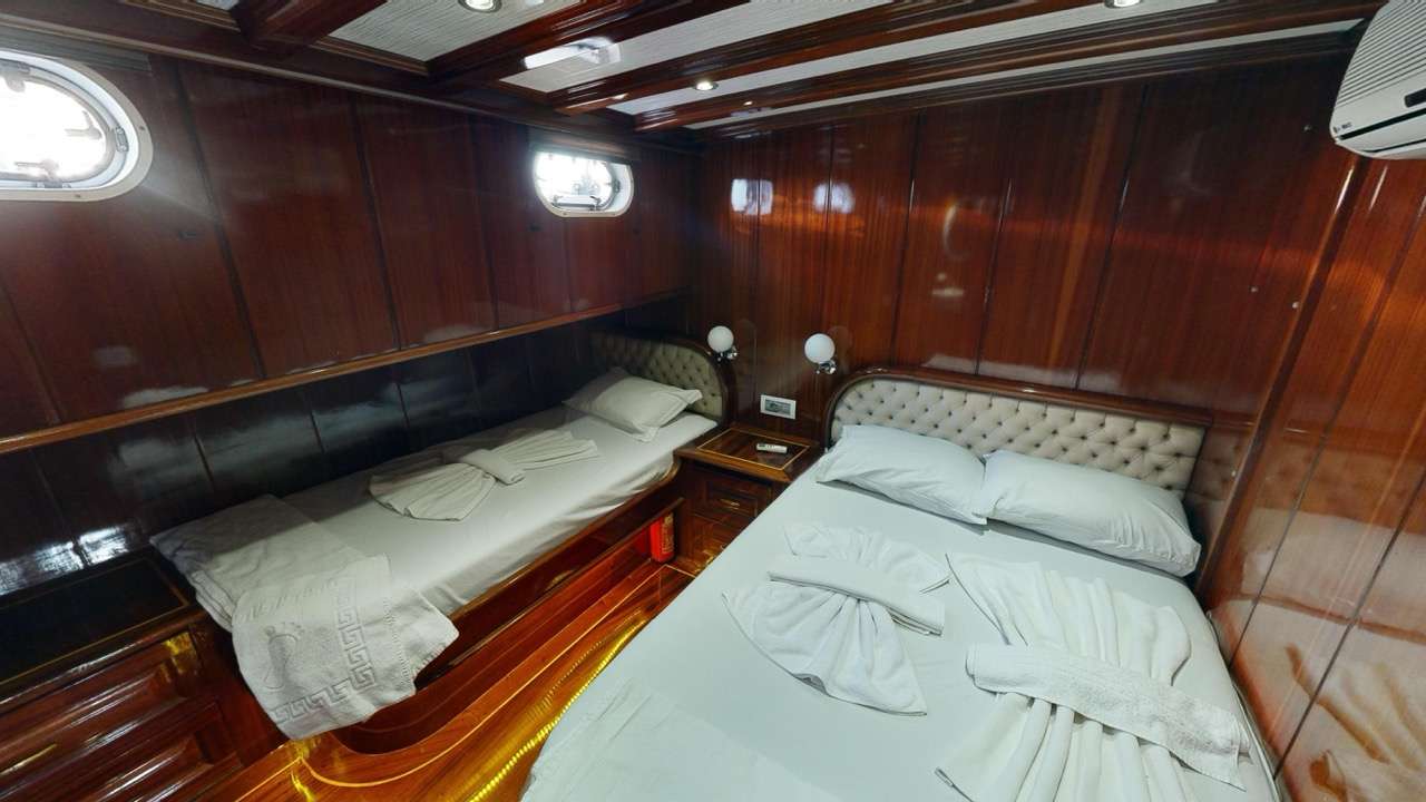 Yacht Photo
