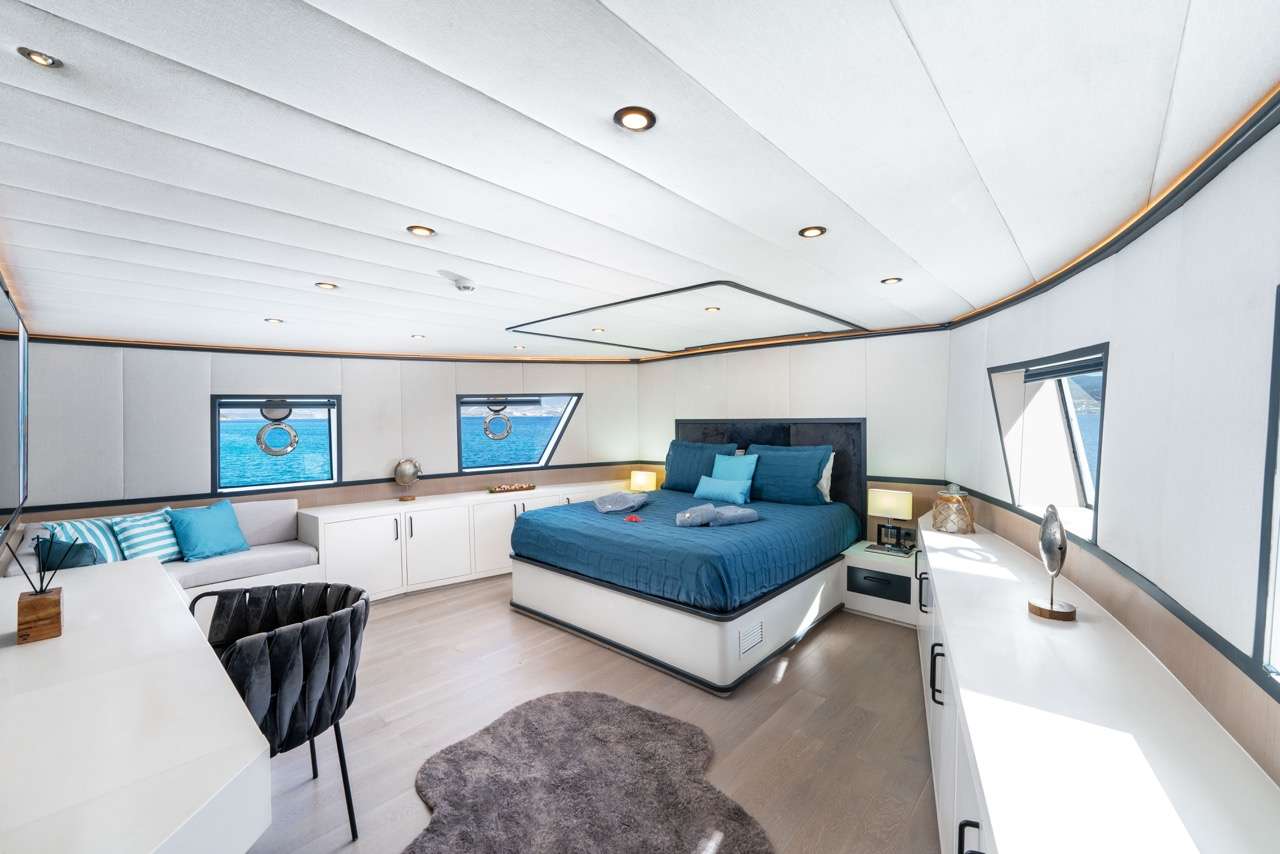 Yacht Photo