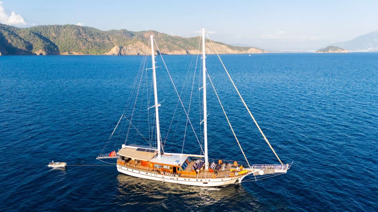 Yacht Photo
