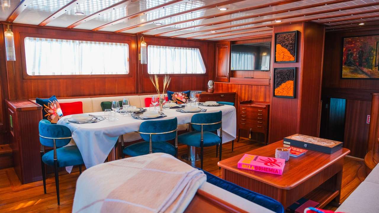 Yacht Photo