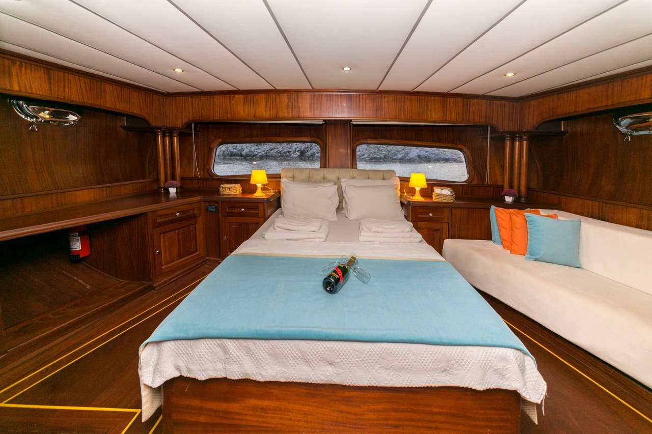 Yacht Photo