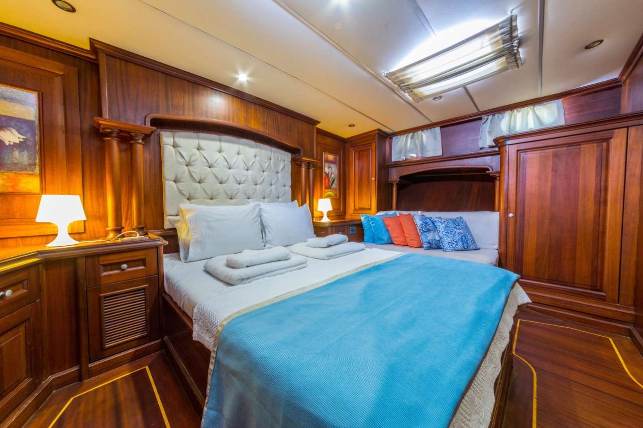 Yacht Photo
