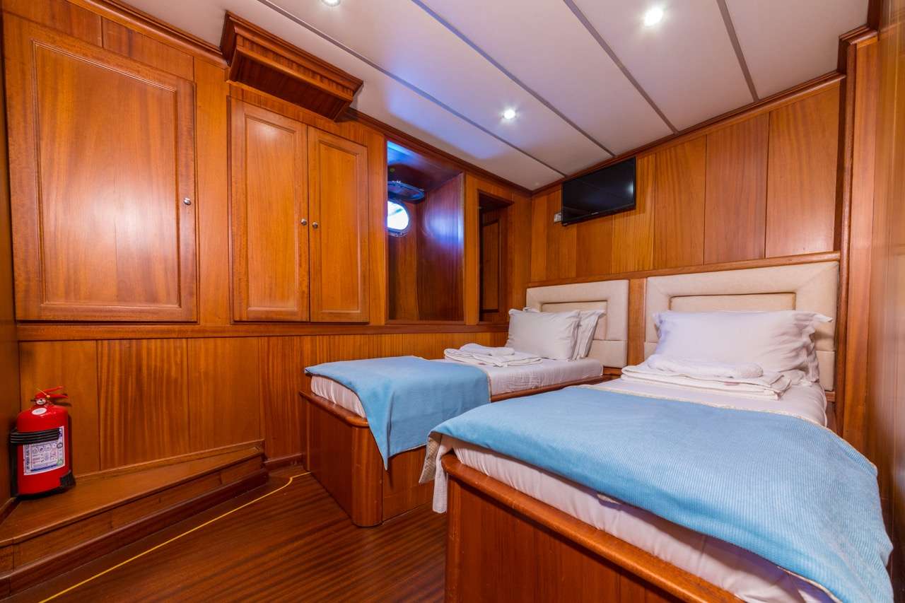 Yacht Photo