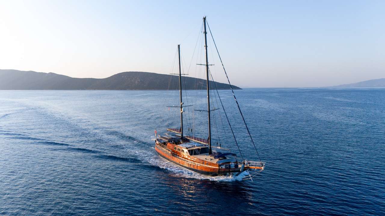 Yacht Photo