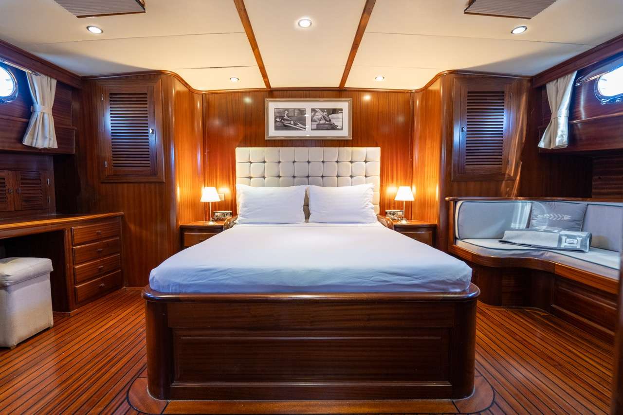 Yacht Photo