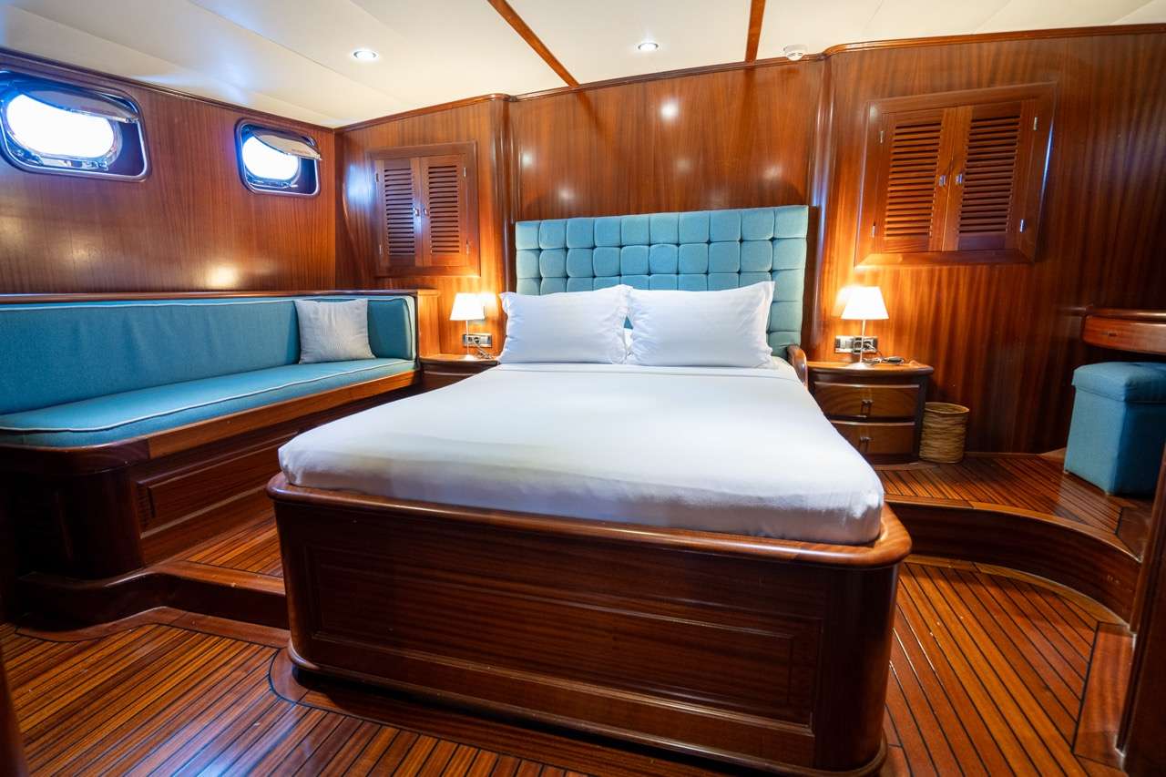 Yacht Photo