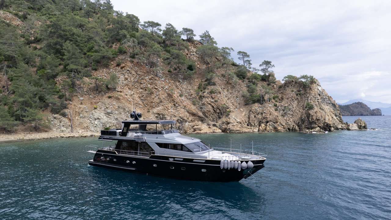 Yacht Photo
