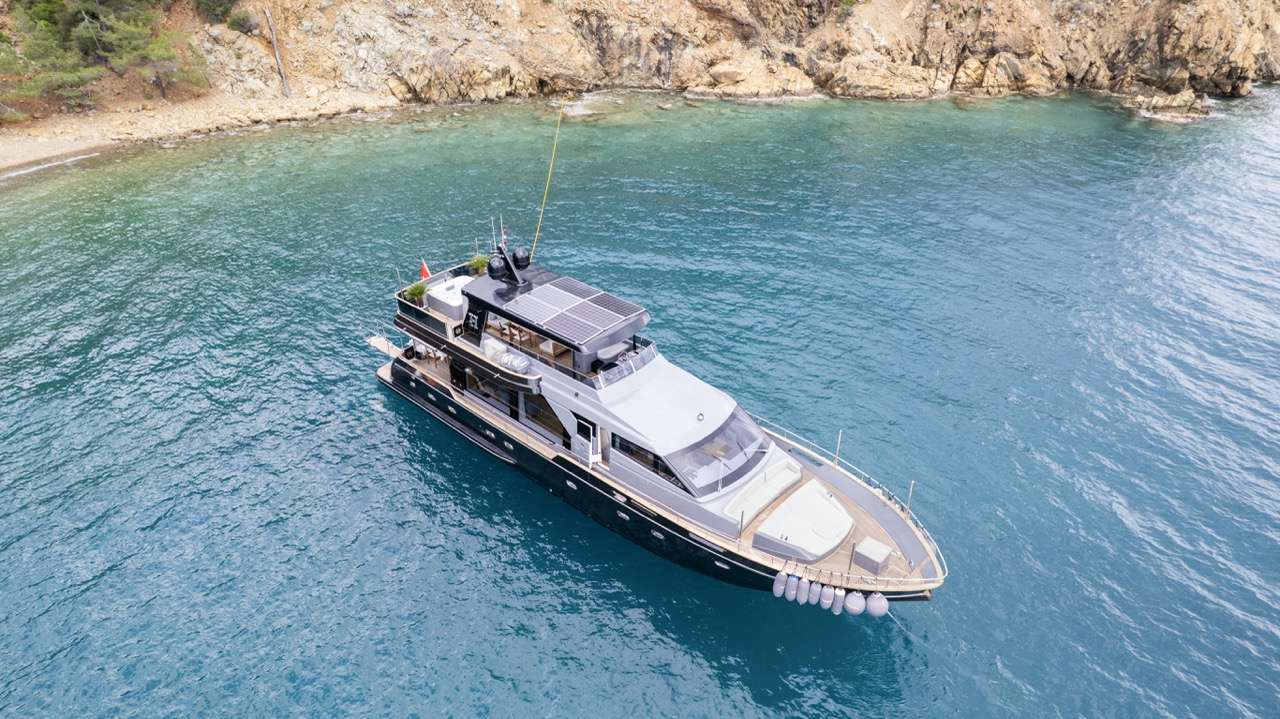 Yacht Photo