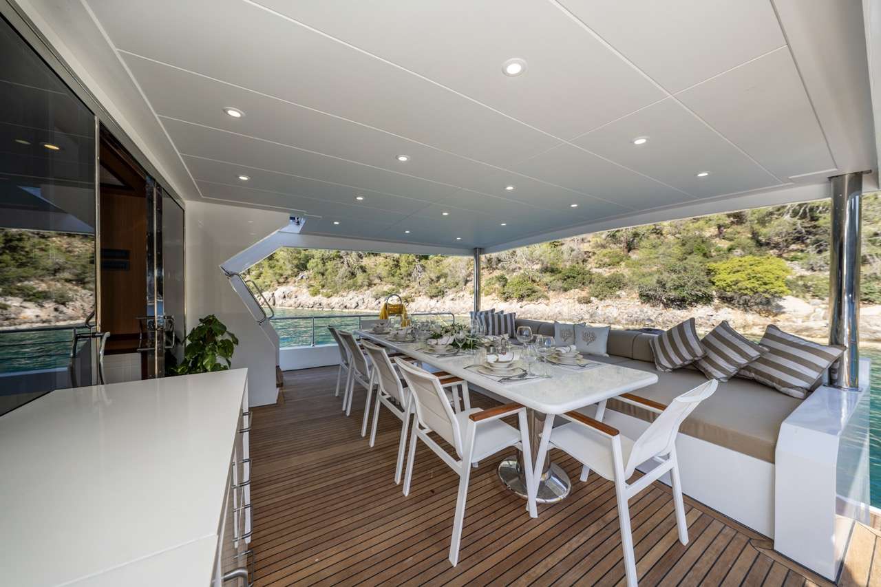 Yacht Photo