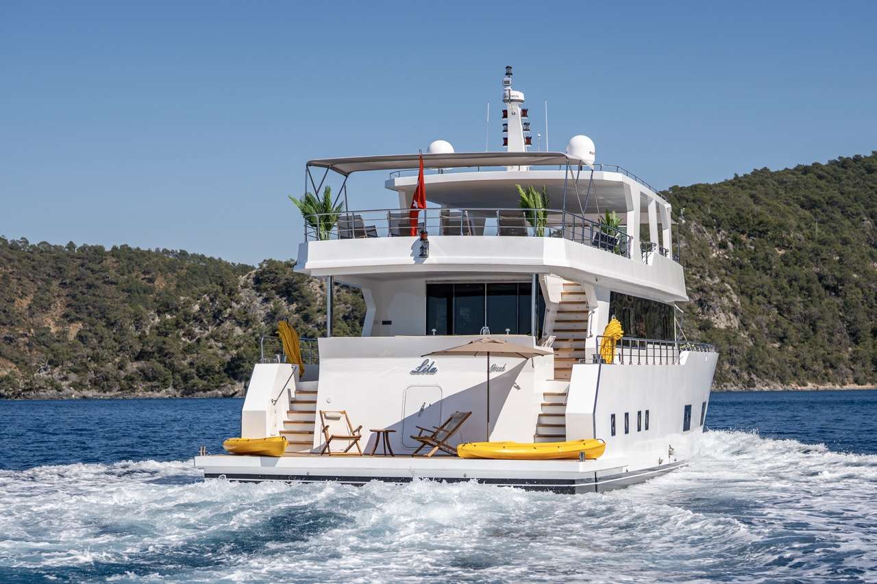 Yacht Photo
