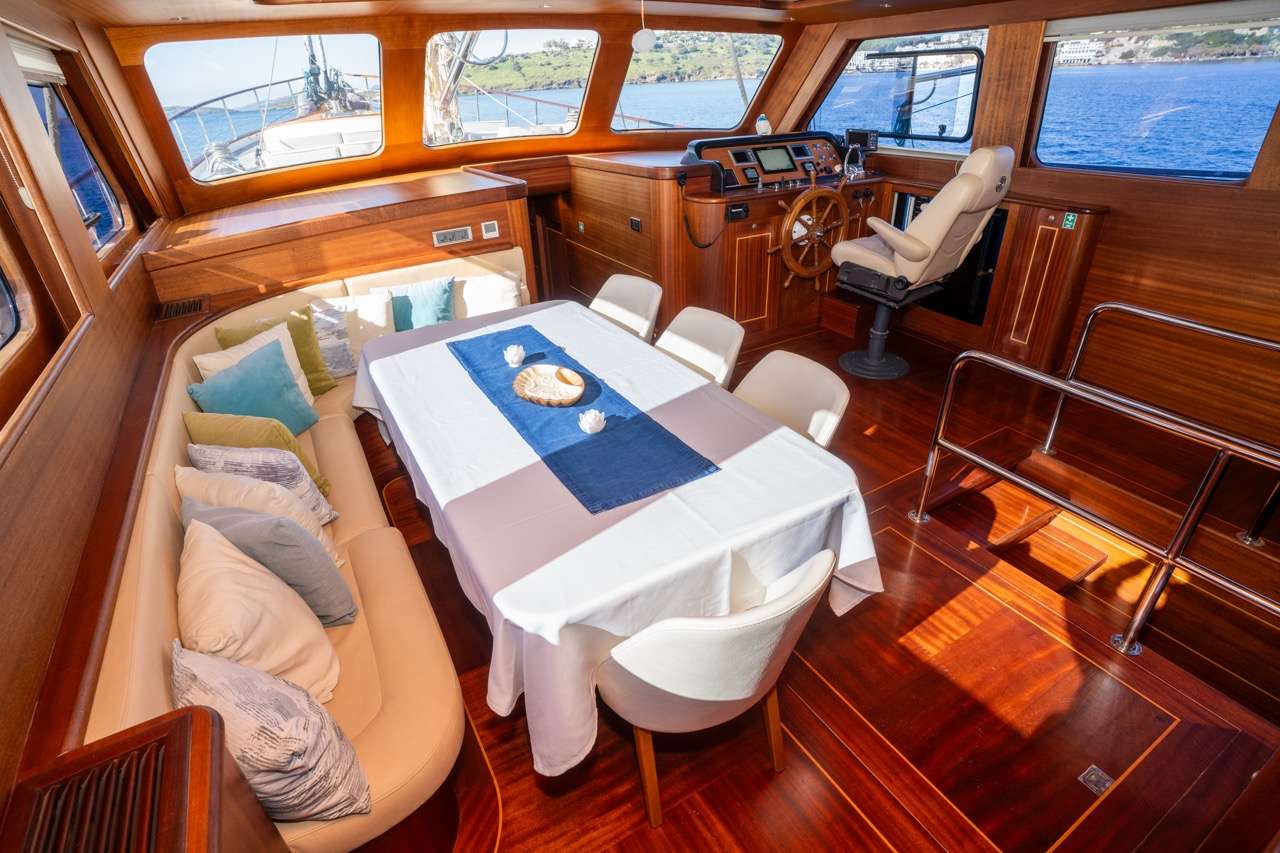 Yacht Photo