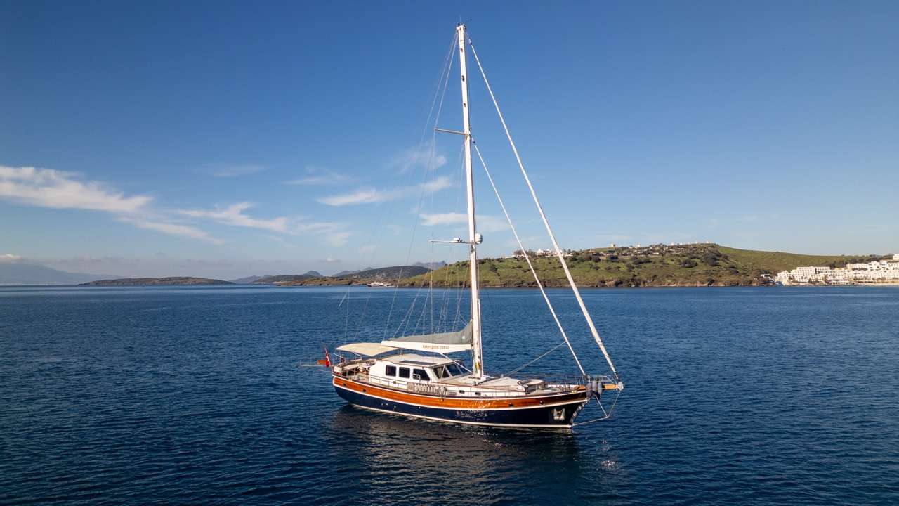 Yacht Photo