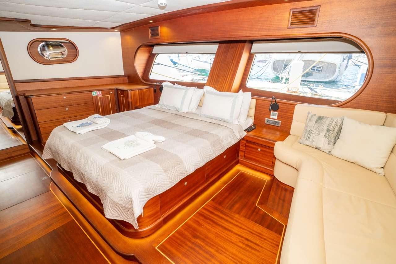 Yacht Photo