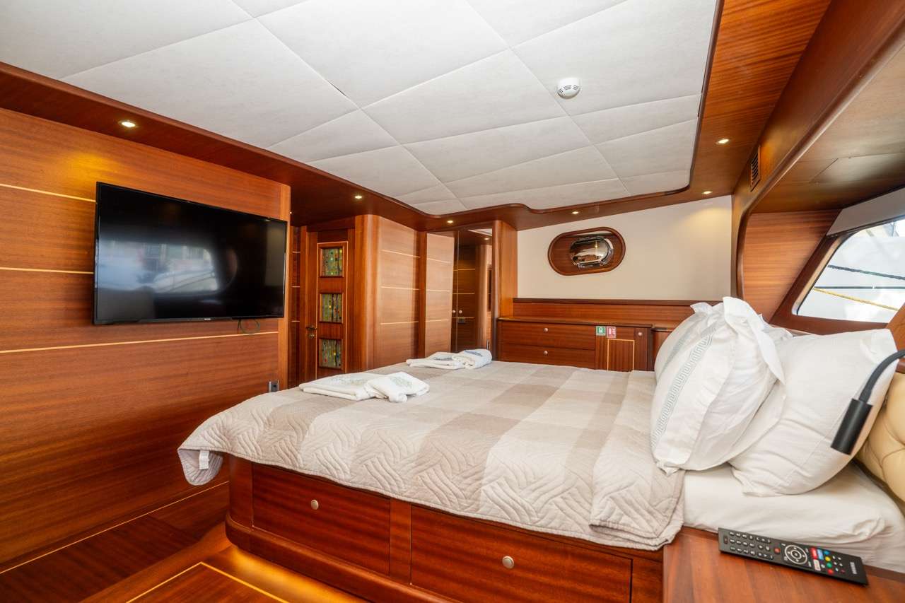 Yacht Photo