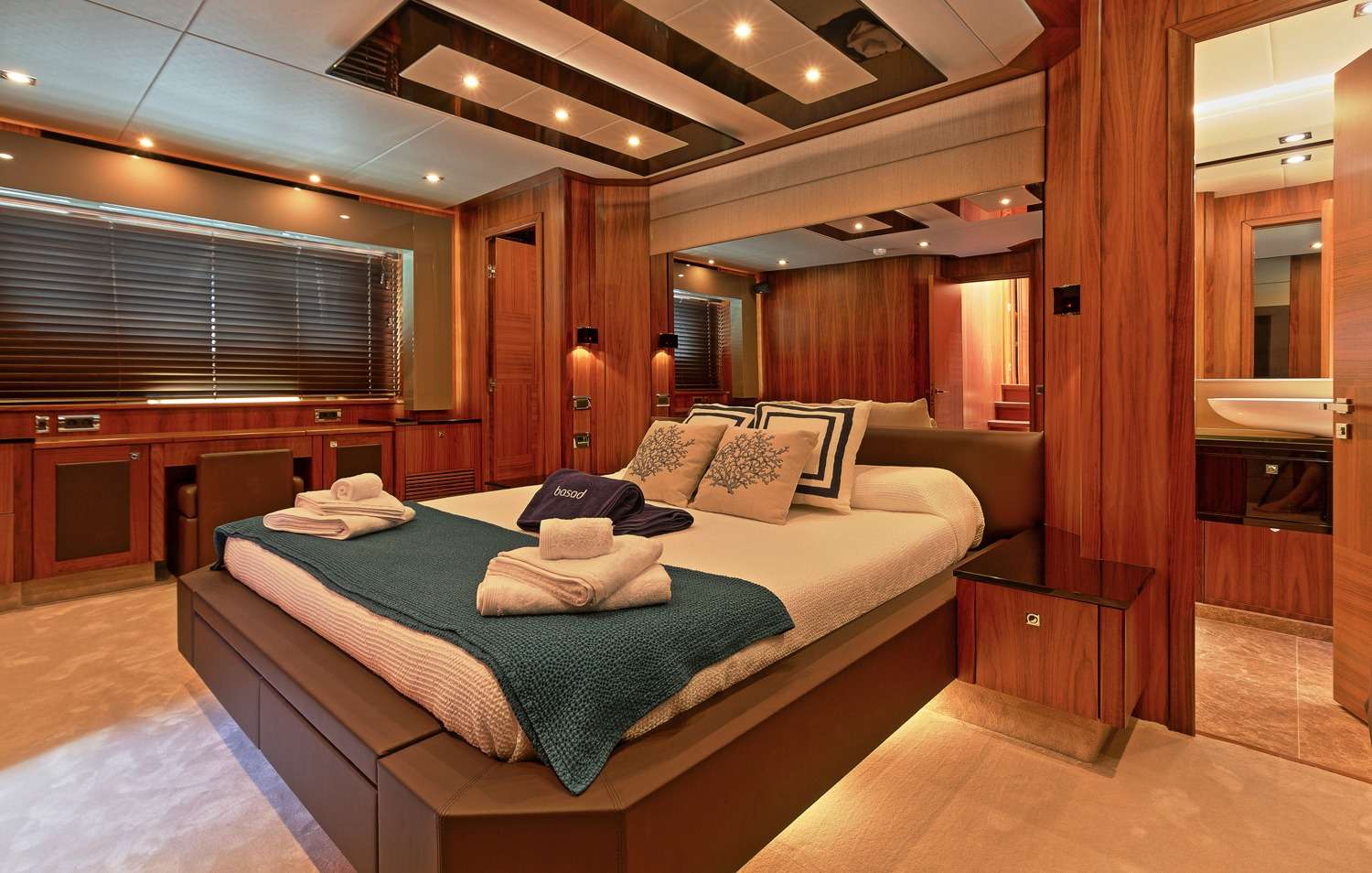 Yacht Photo
