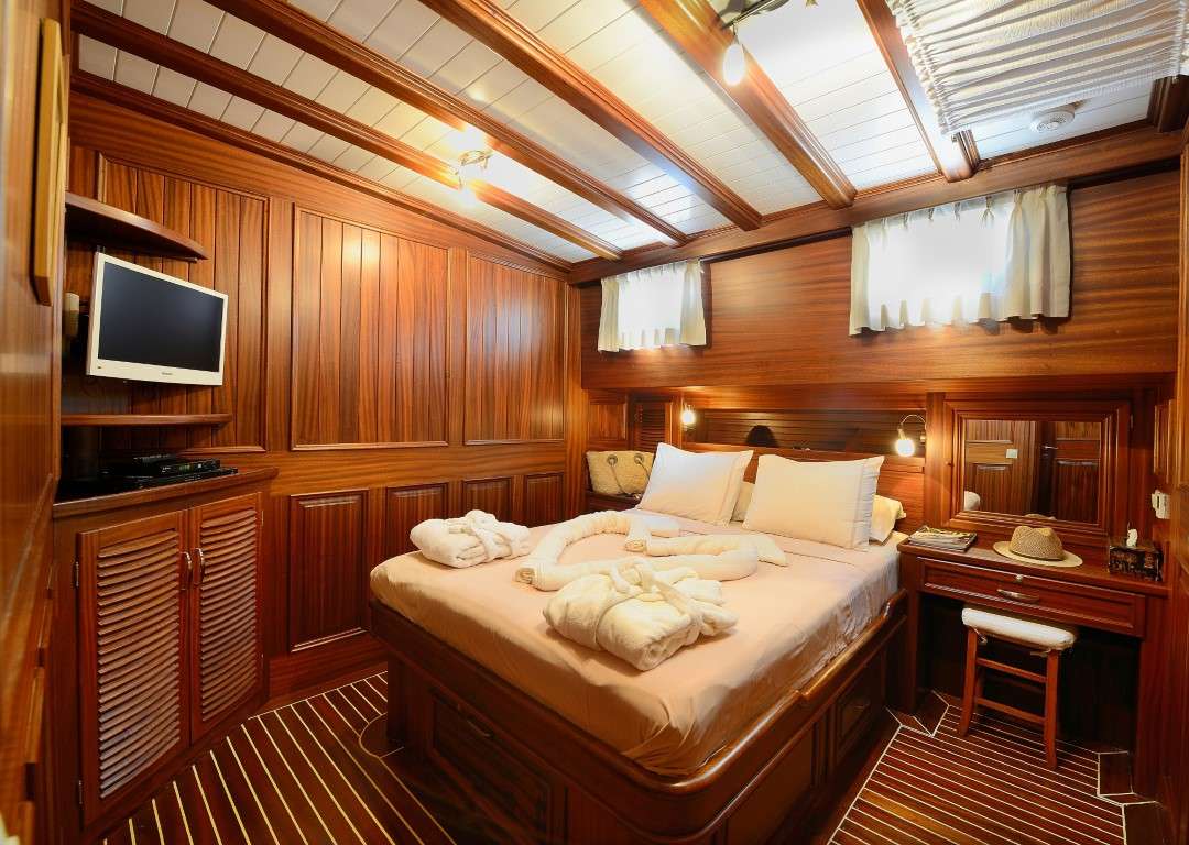 Yacht Photo