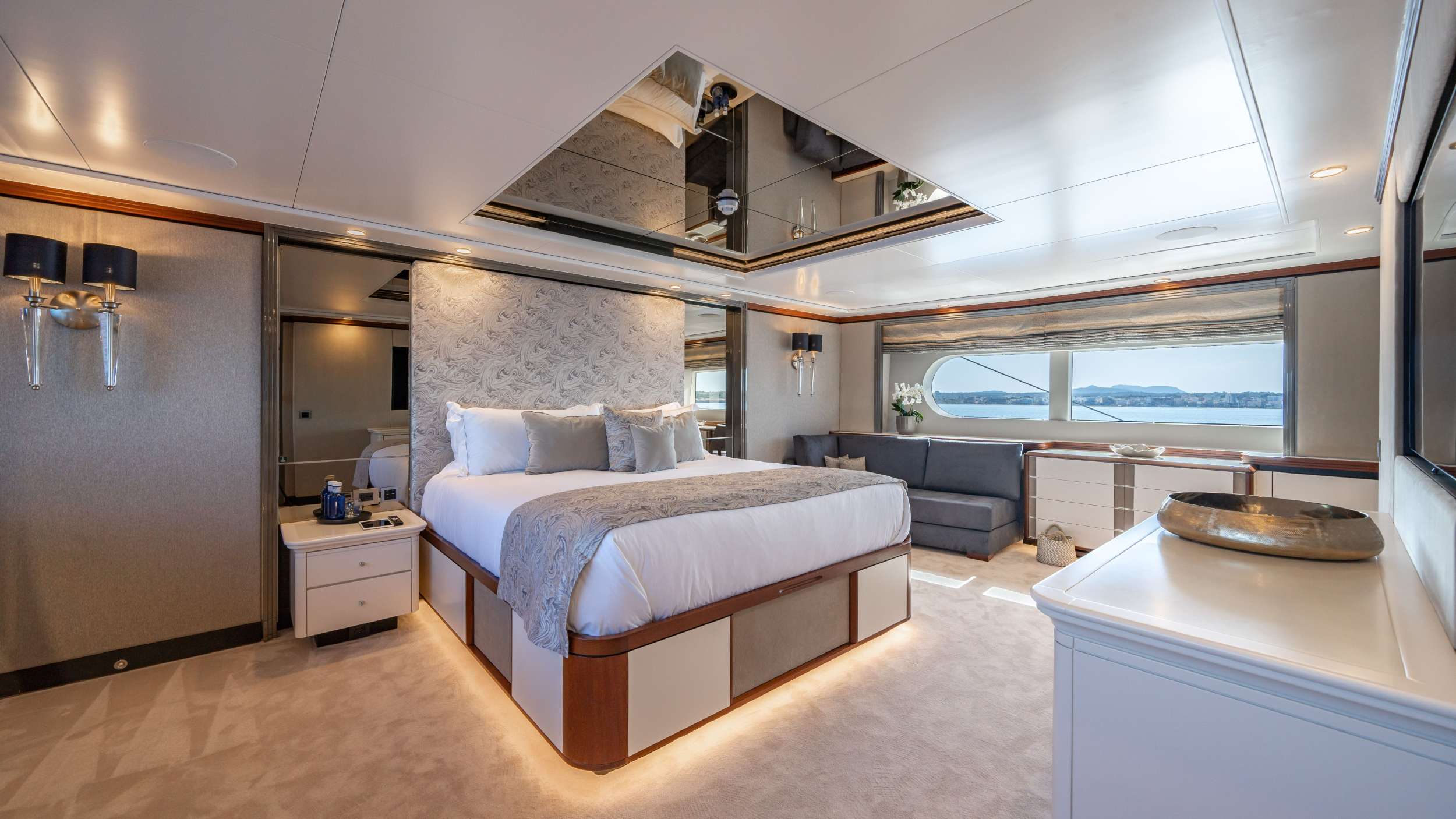 Yacht Photo