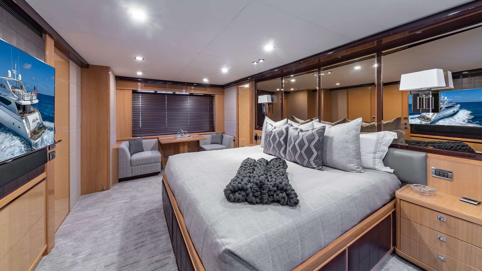 Yacht Photo