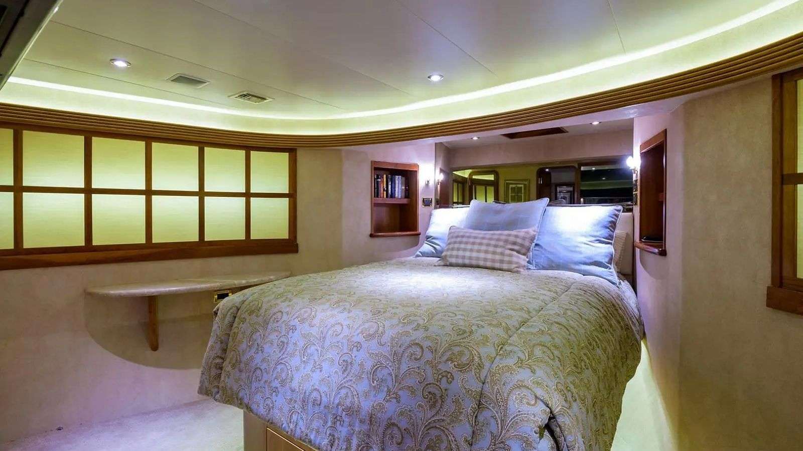 Yacht Photo