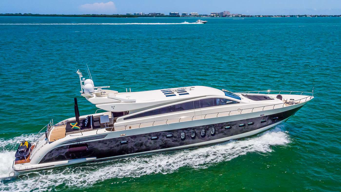 Yacht Photo