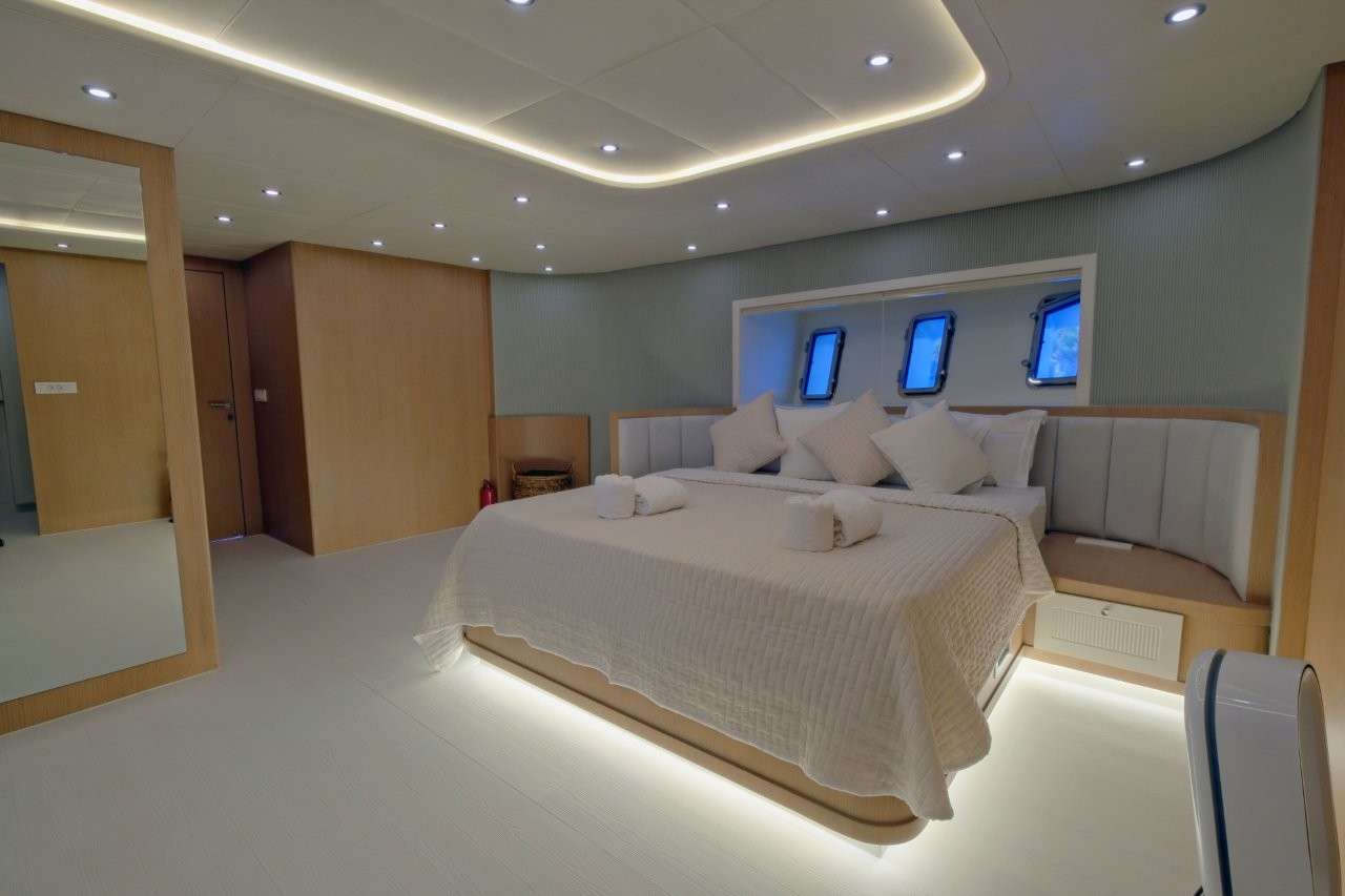 Yacht Photo
