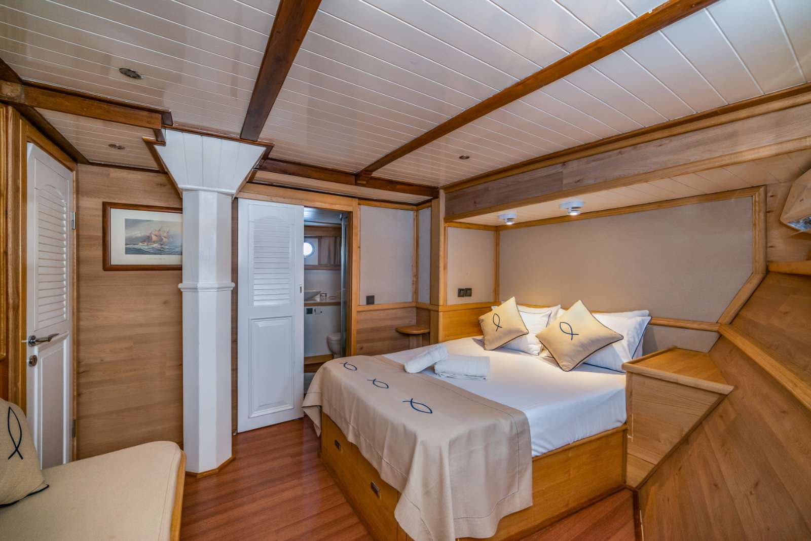 Yacht Photo