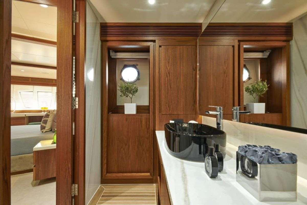 Yacht Photo
