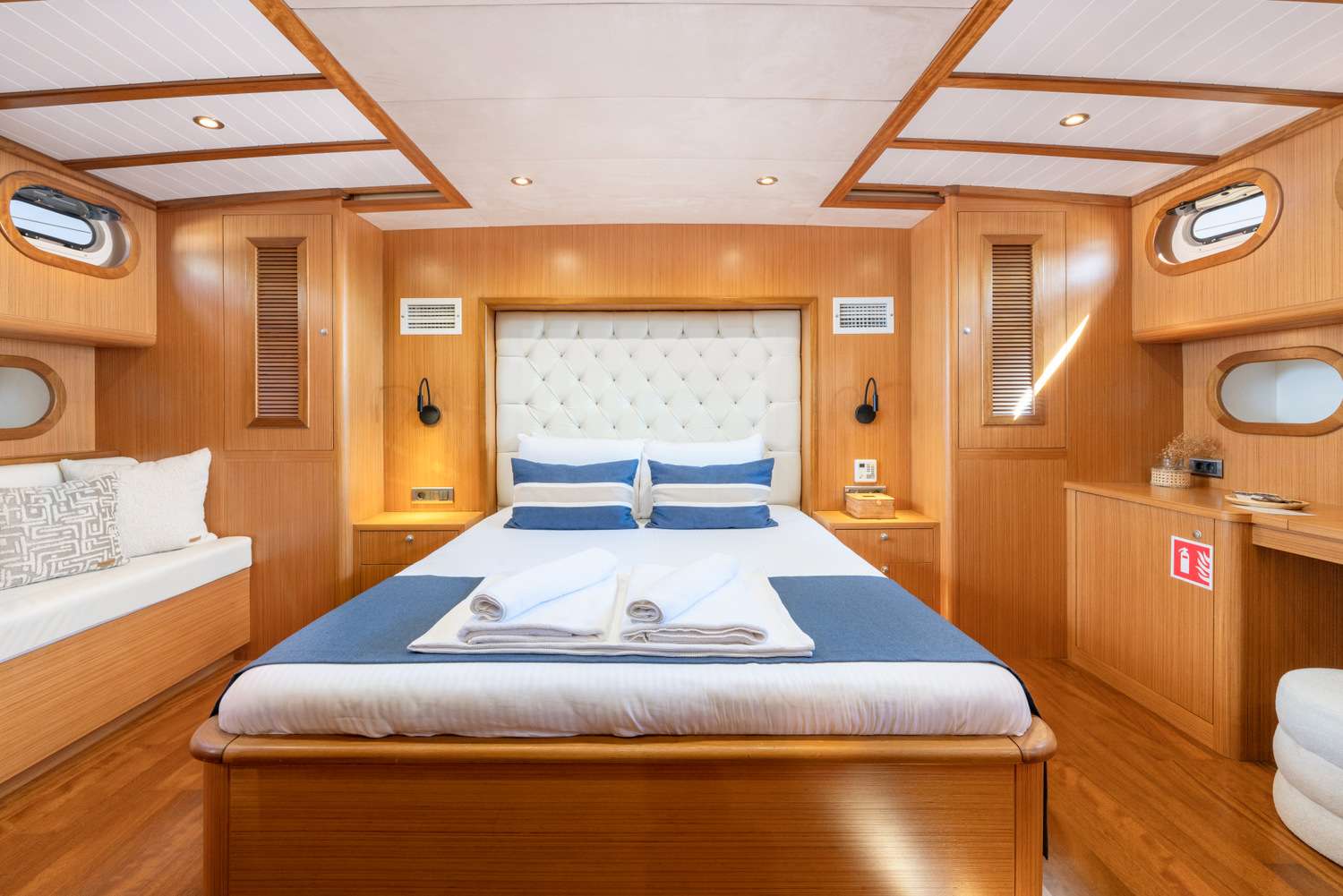 Yacht Photo