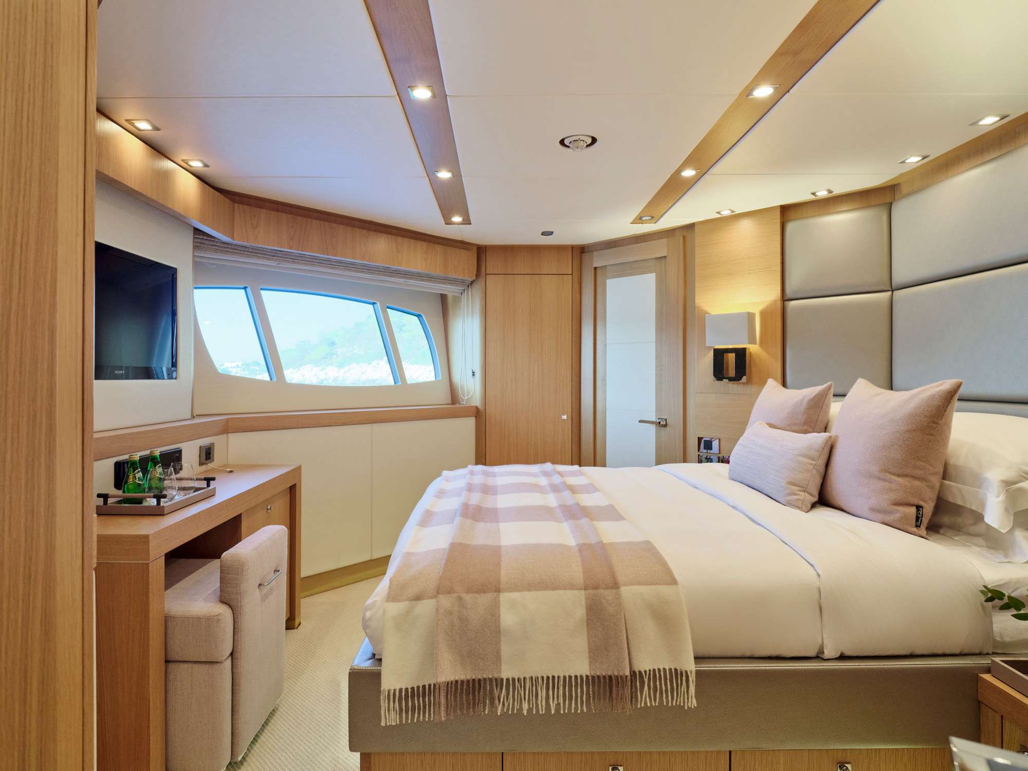 Yacht Photo