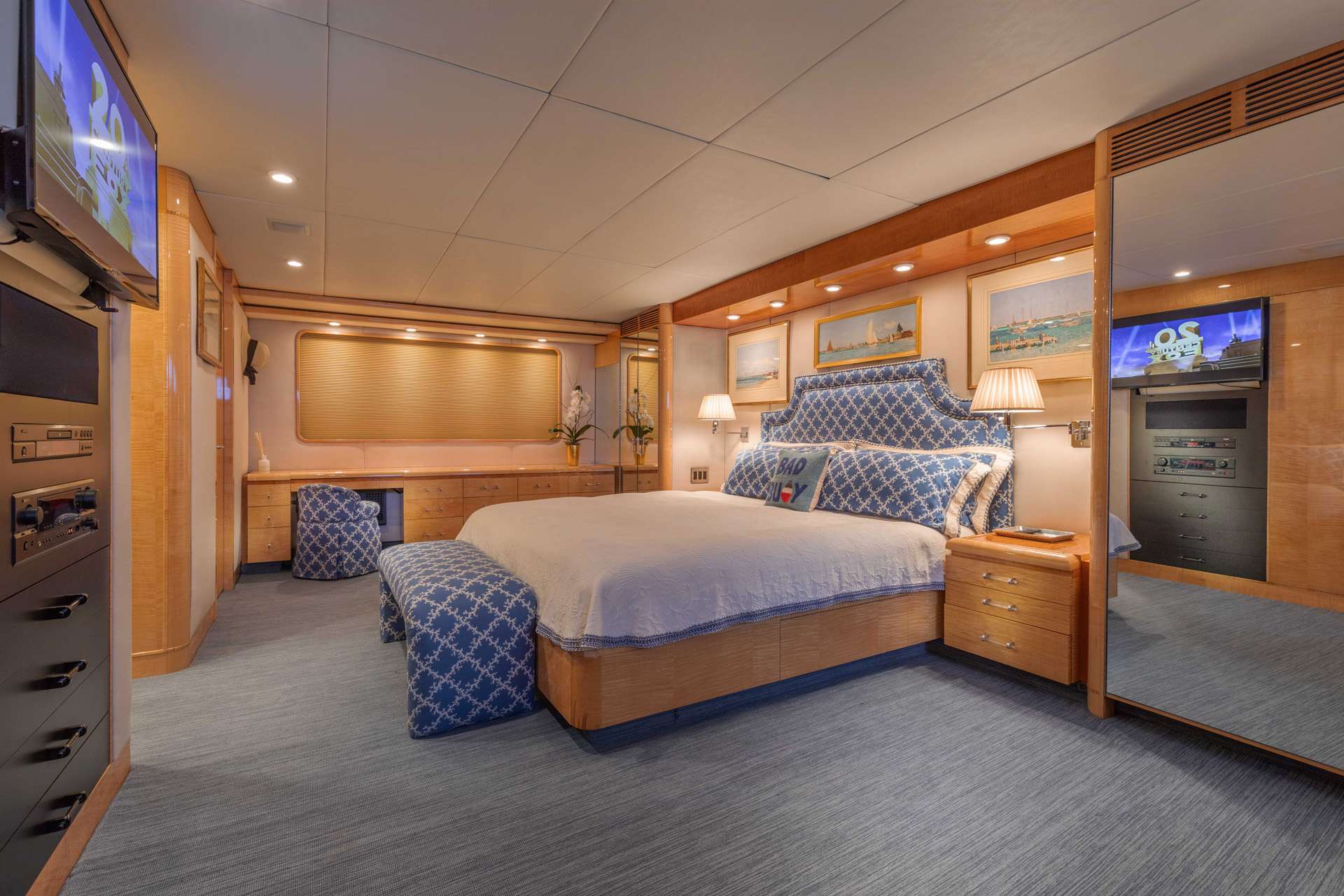 Yacht Photo