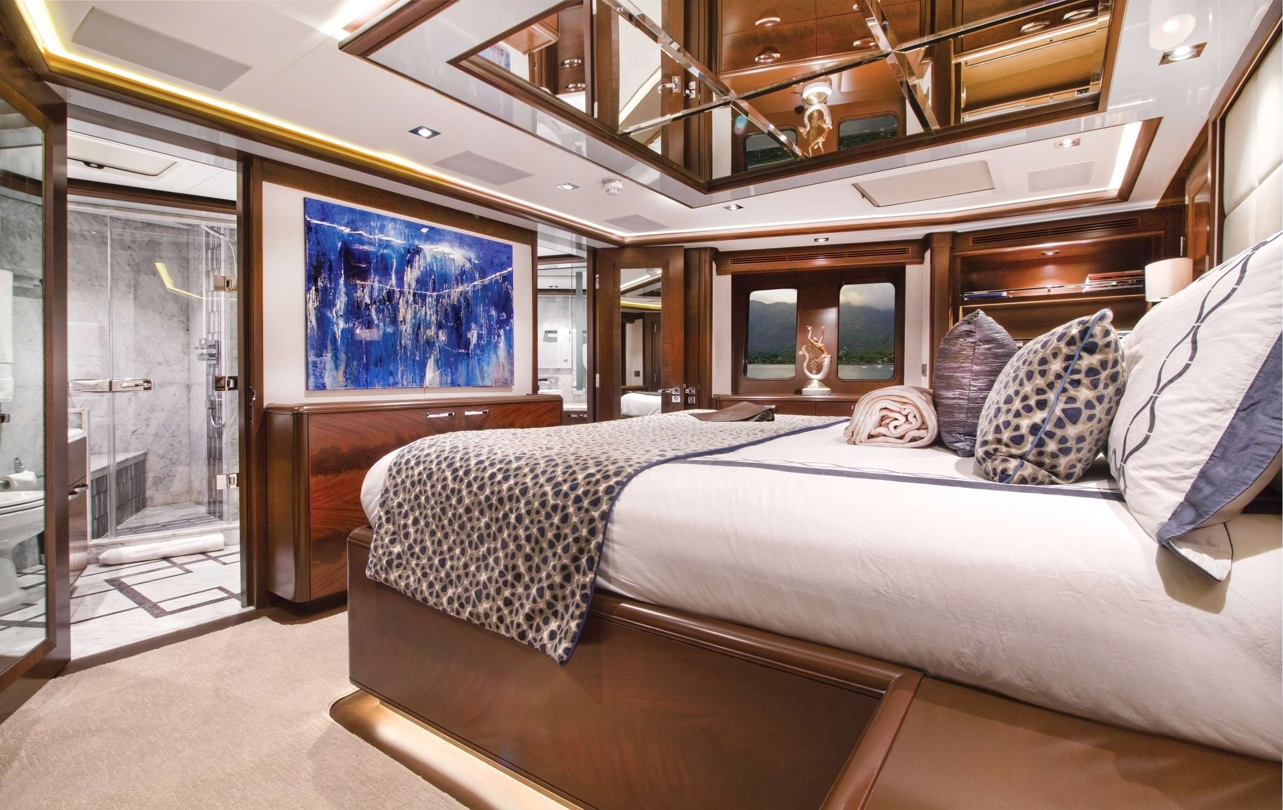 Yacht Photo