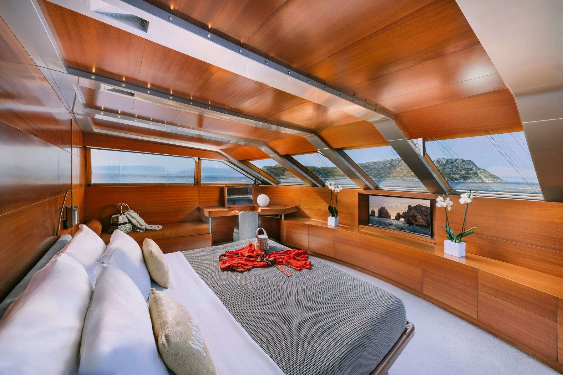 Yacht Photo