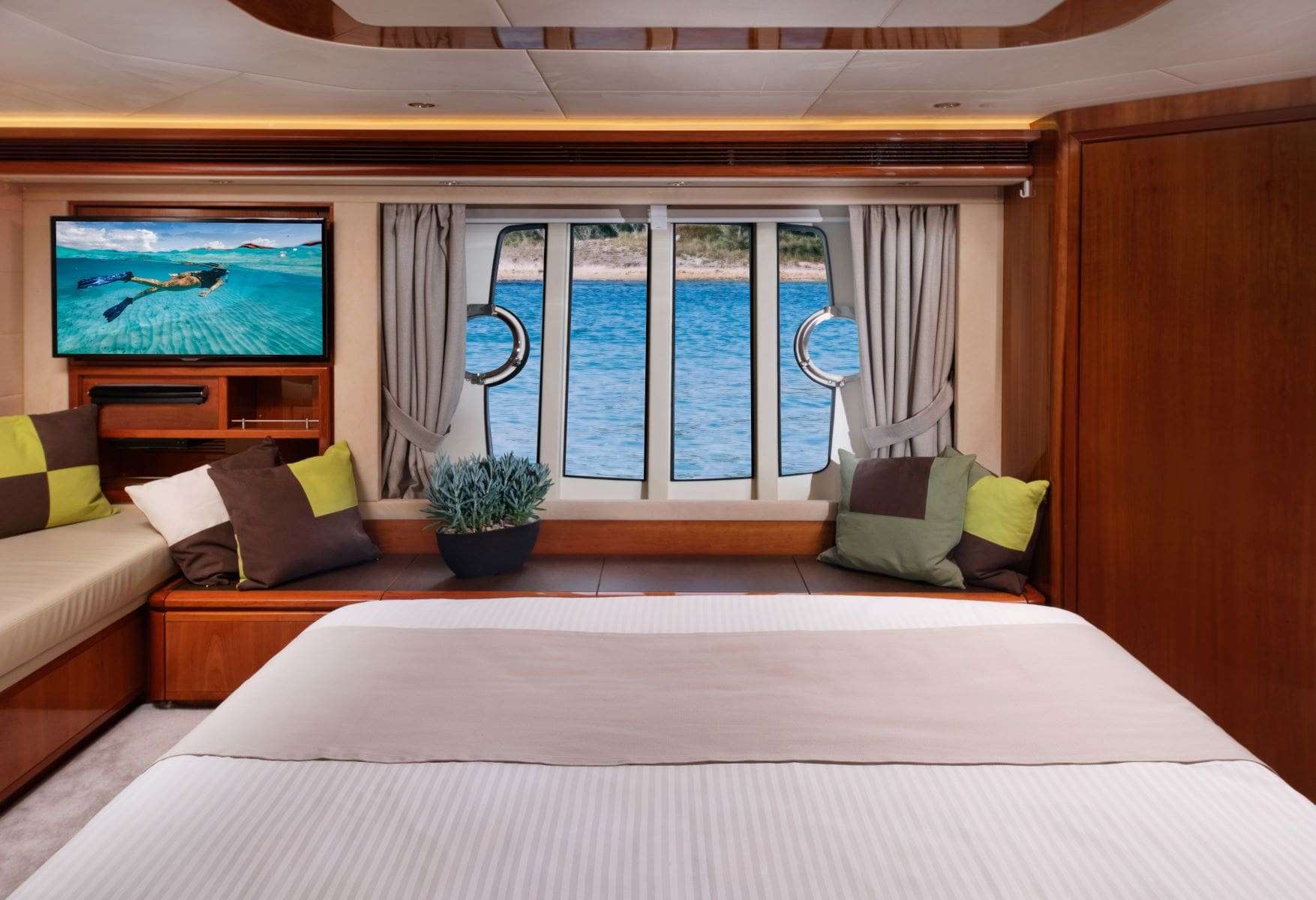 Yacht Photo