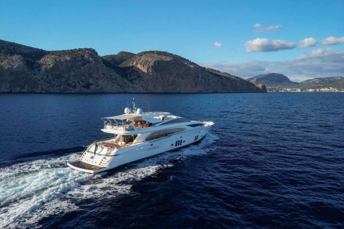 Yacht Photo