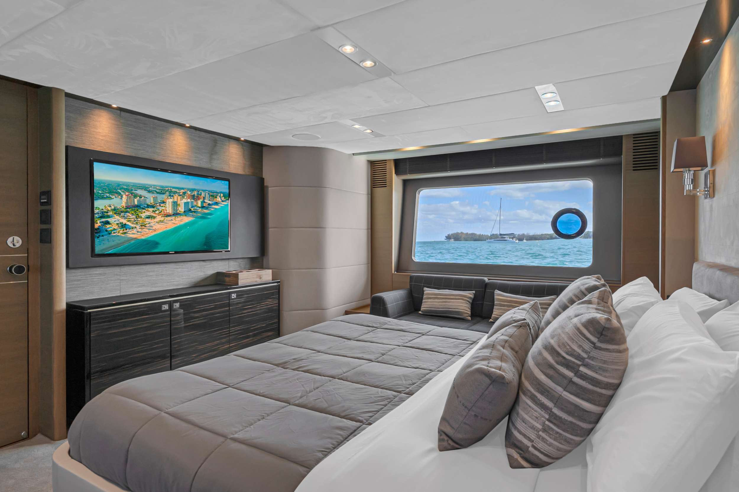 Yacht Photo