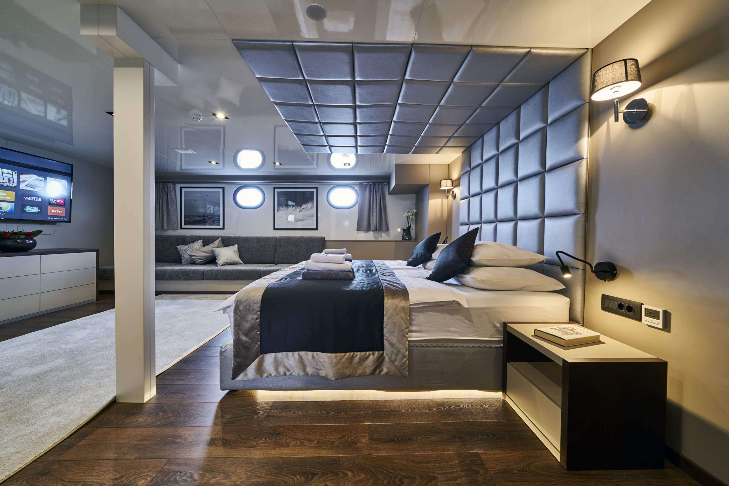Yacht Photo