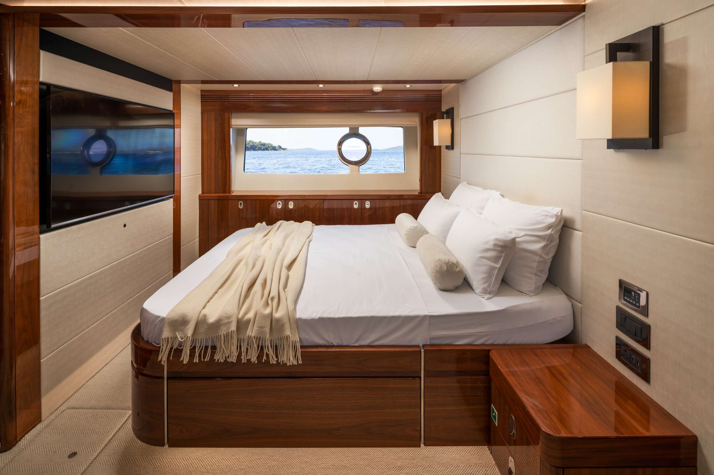 Yacht Photo