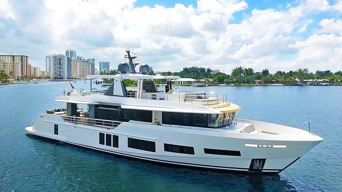 Yacht Photo