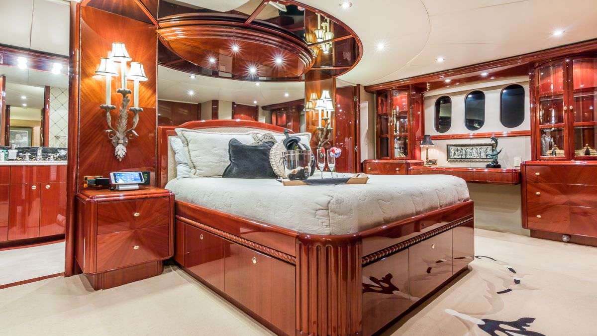 Yacht Photo