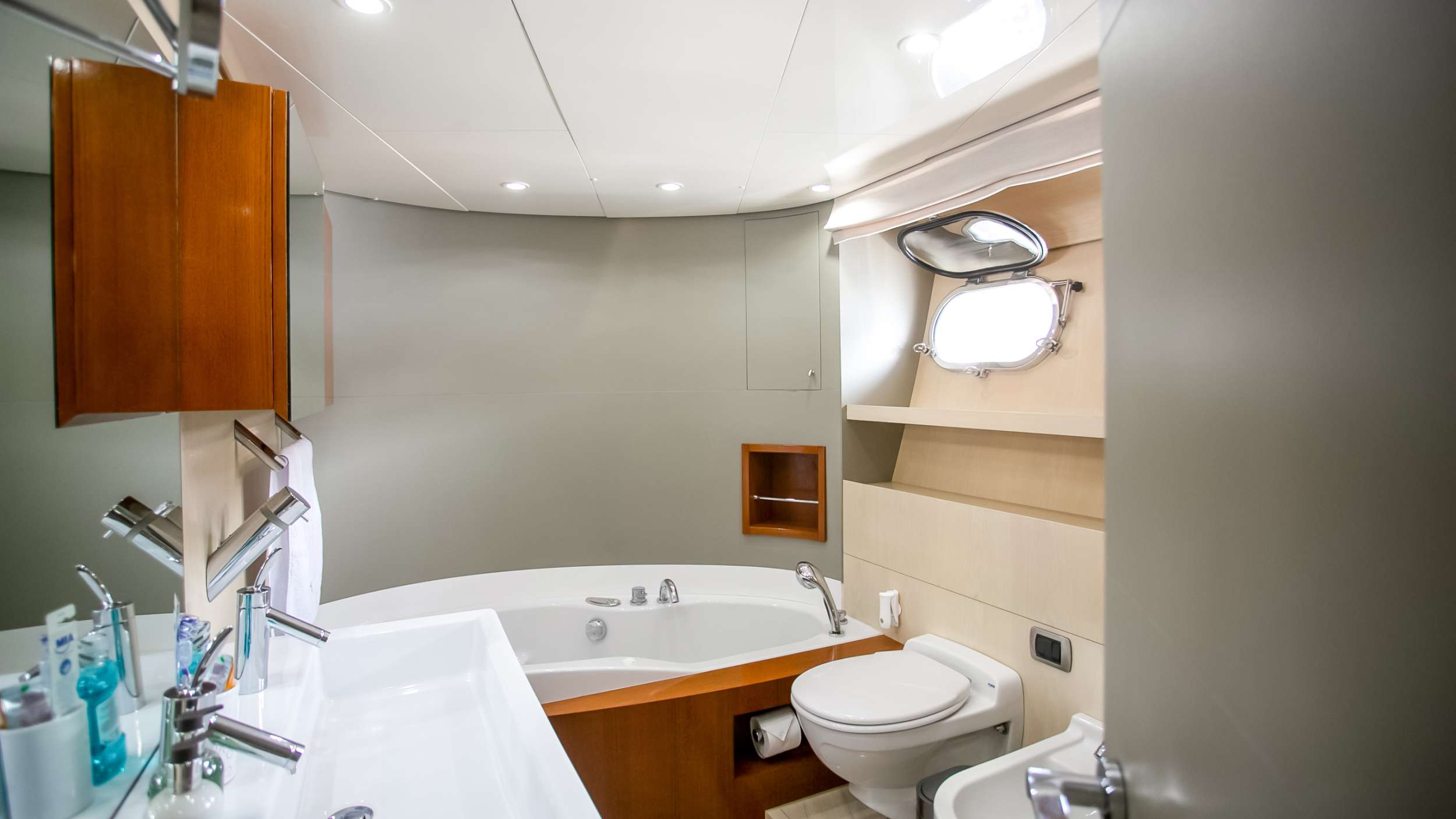Yacht Photo