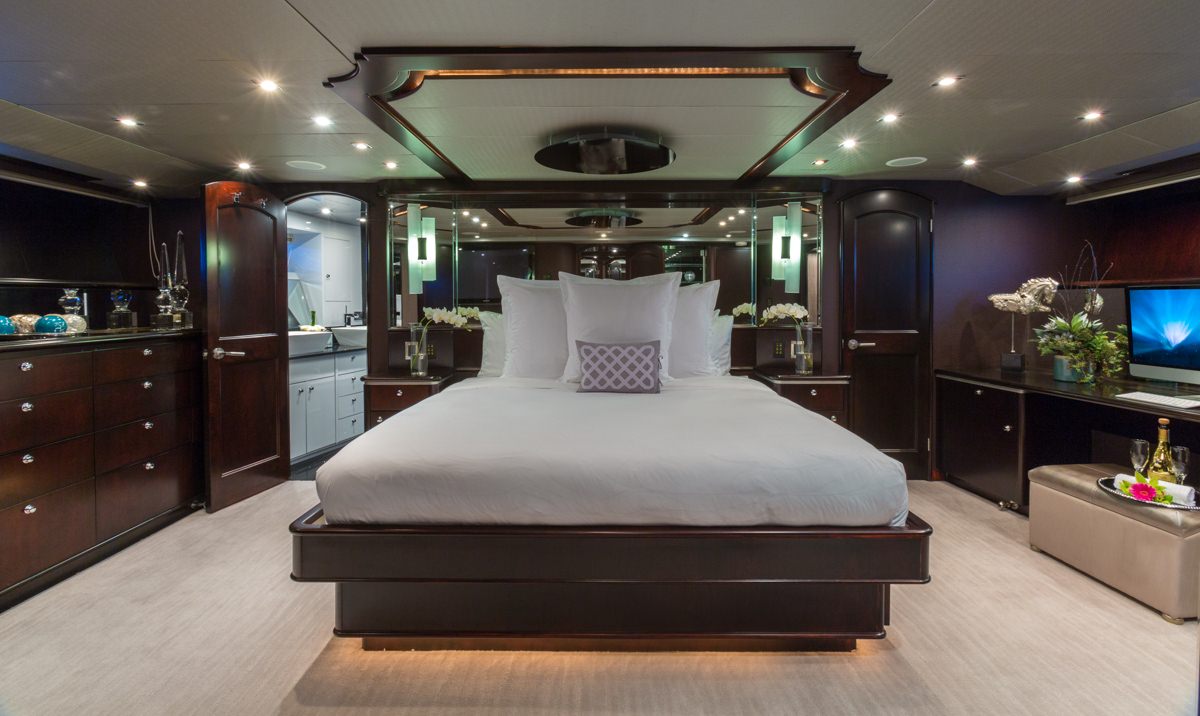 Yacht Photo