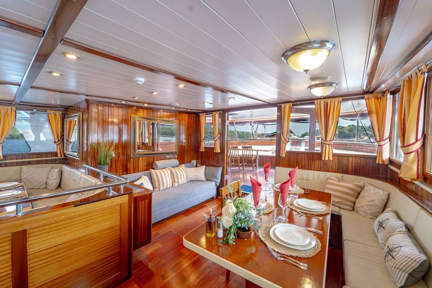 Yacht Photo