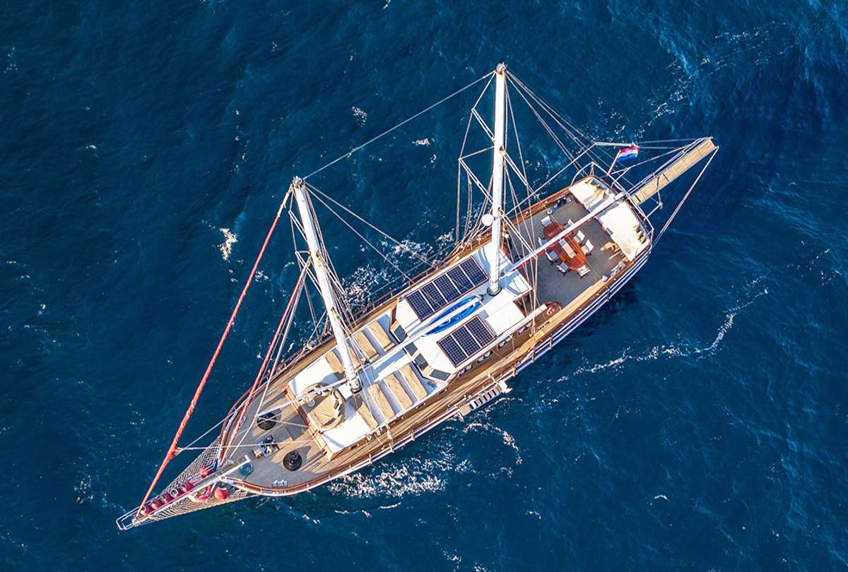 Yacht Photo
