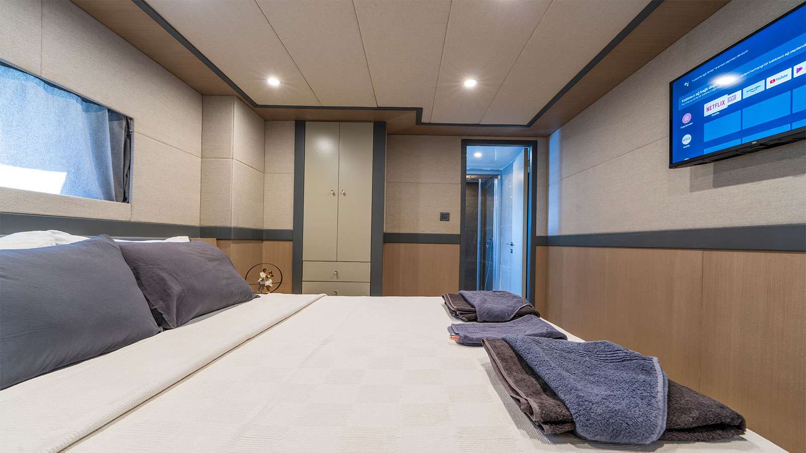 Yacht Photo
