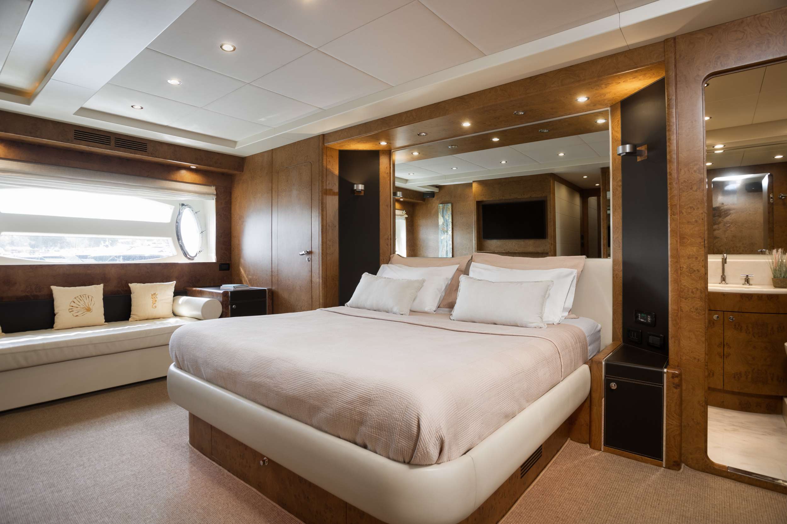 Yacht Photo