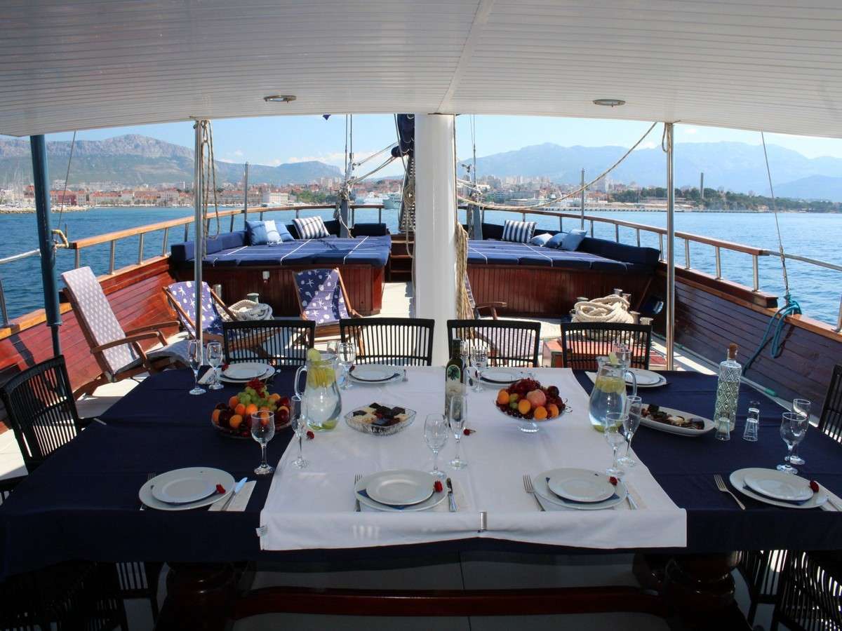 Yacht Photo