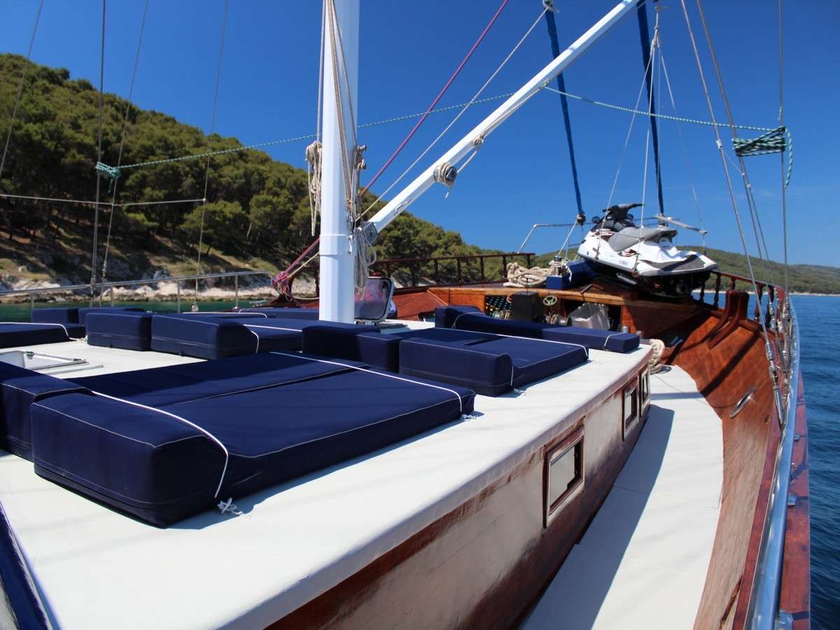 Yacht Photo