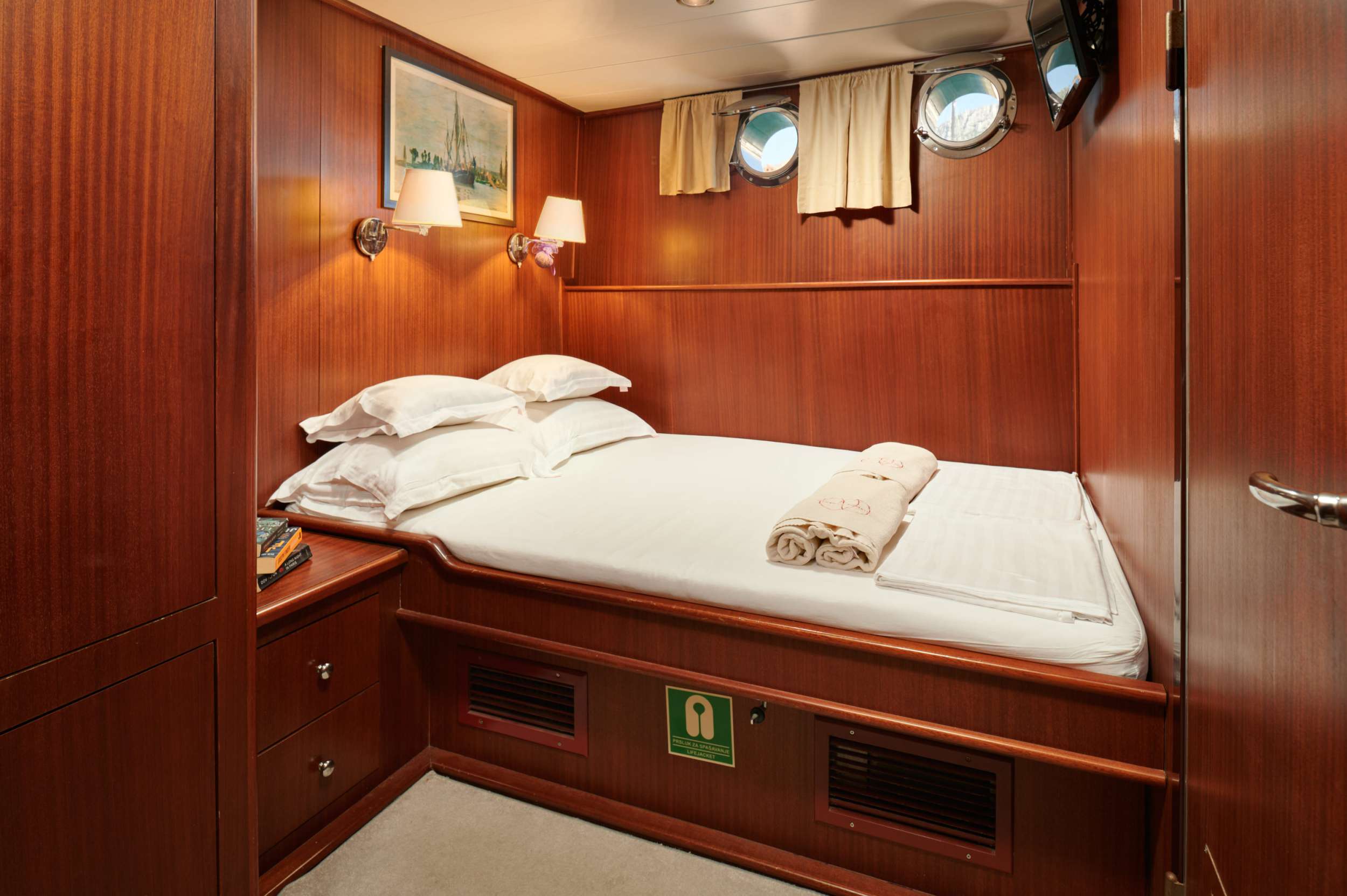 Yacht Photo