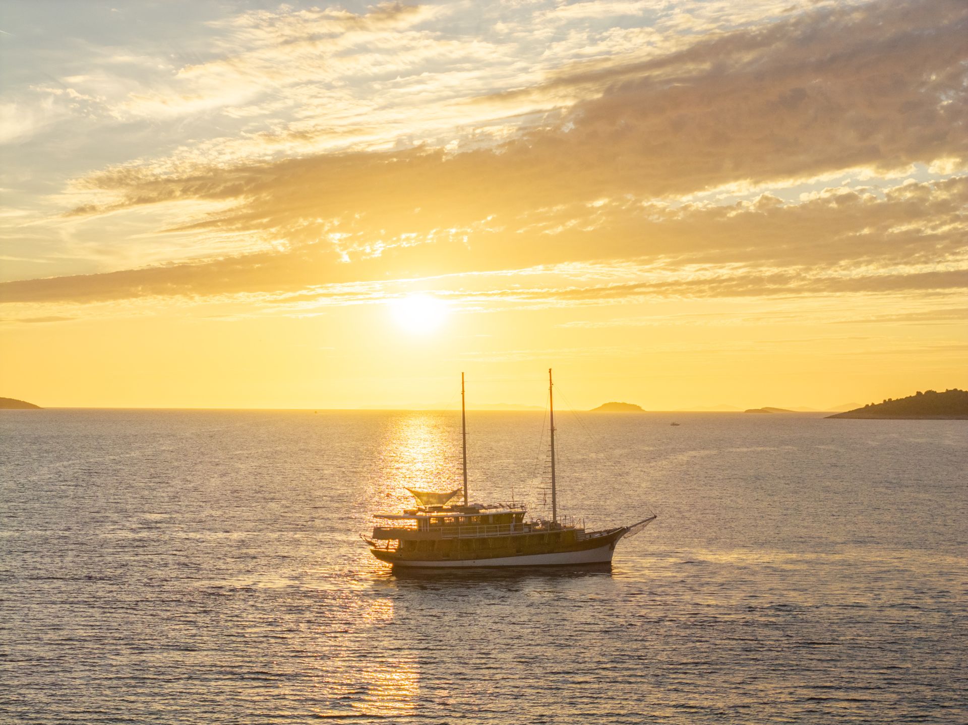 Yacht Image 32